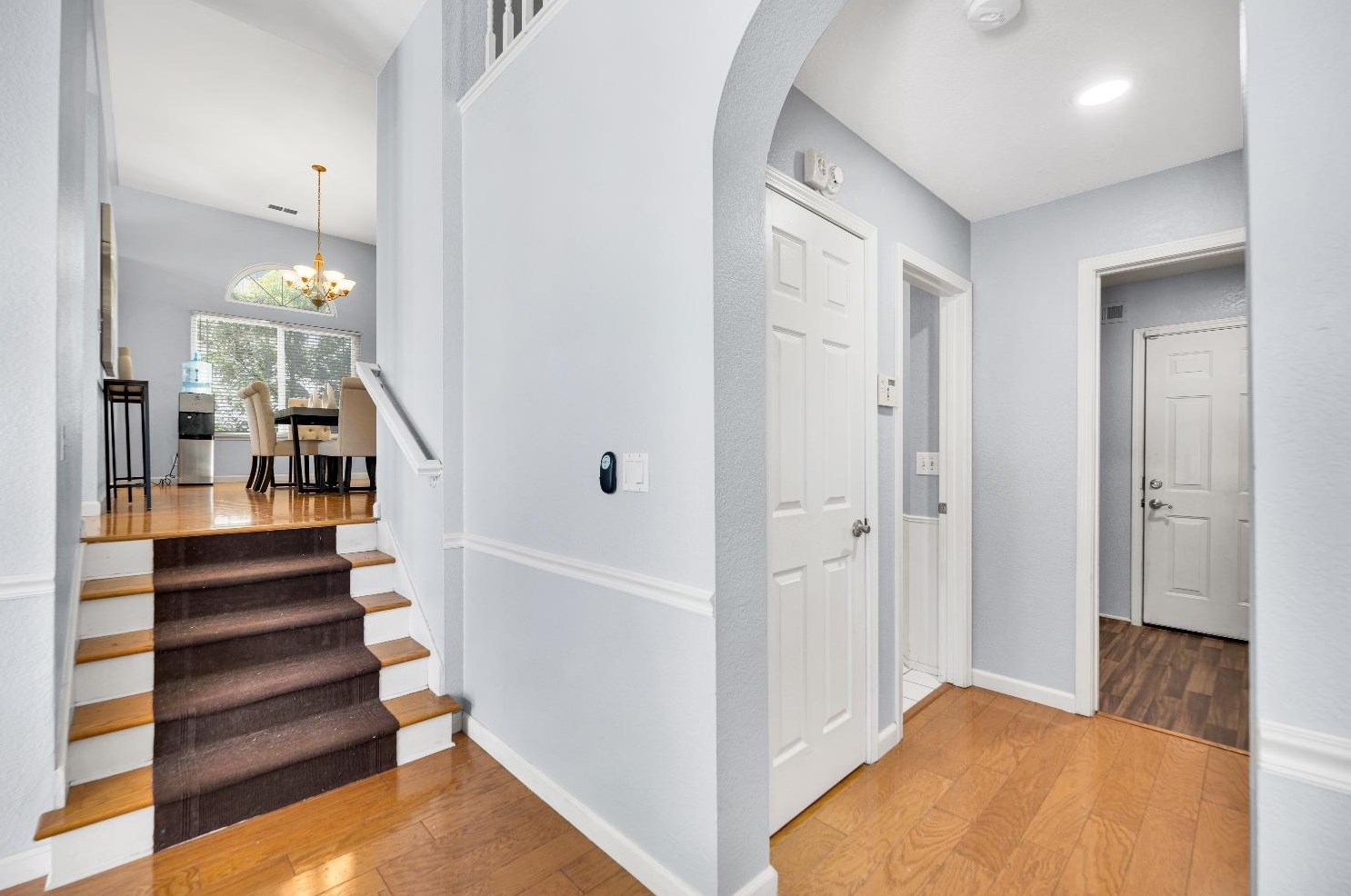 5500 Ravine Creek Way, Elk Grove CA  95758-4716 exterior