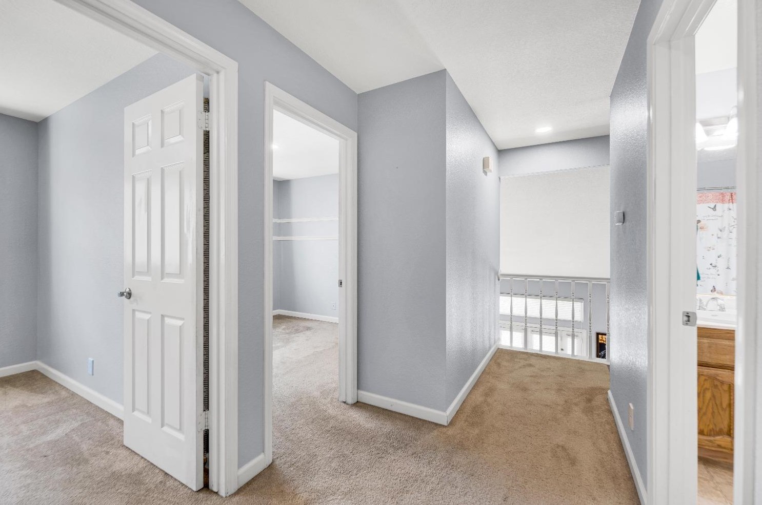 5500 Ravine Creek Way, Elk Grove CA  95758-4716 exterior