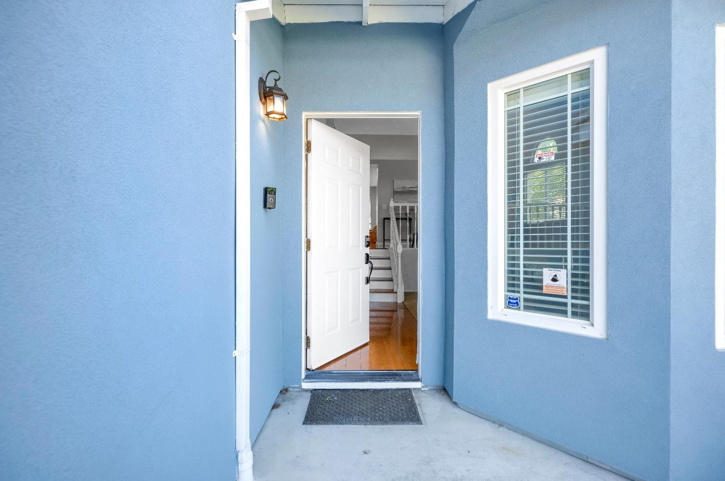 5500 Ravine Creek Way, Elk Grove CA  95758-4716 exterior