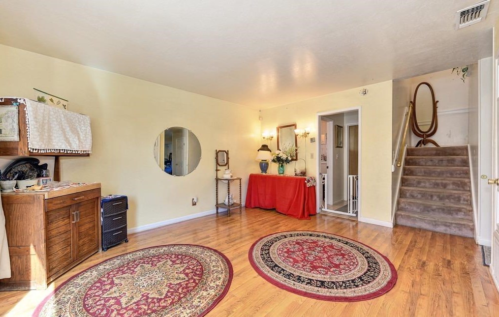729 Cross St, Woodland CA  95695-4036 exterior