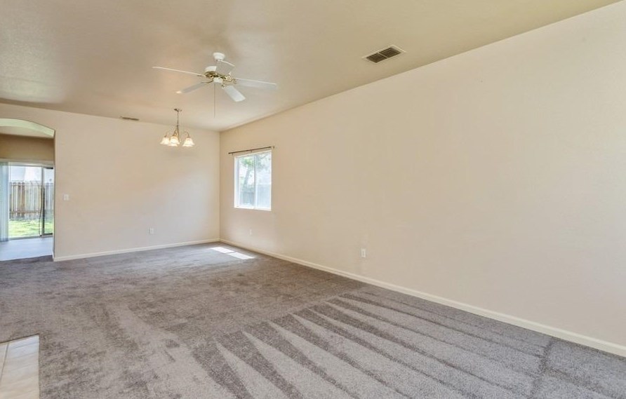 3152 White Fish Bay Rd, West Sacramento CA  95691-5875 exterior