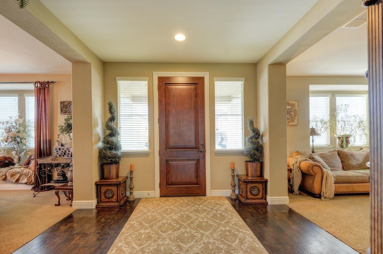 9670 Canopy Tree St, Roseville CA  95747-9163 exterior