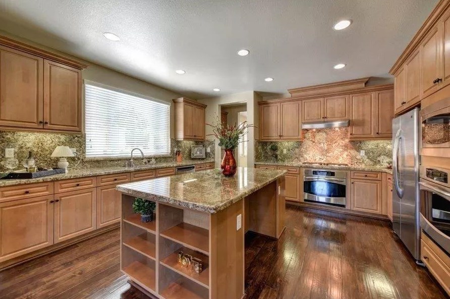 9670 Canopy Tree St, Roseville CA  95747-9163 exterior