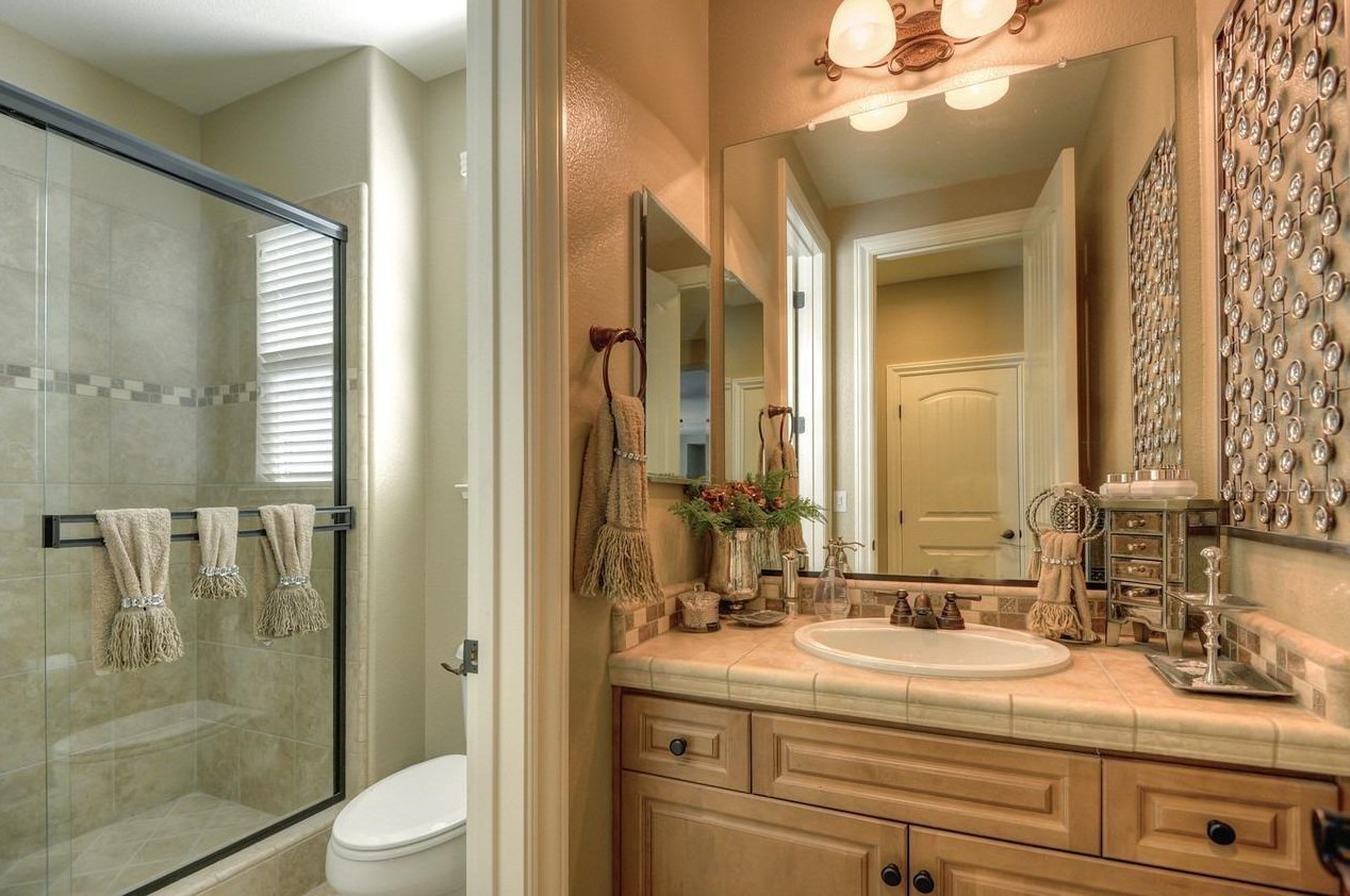 9670 Canopy Tree St, Roseville CA  95747-9163 exterior