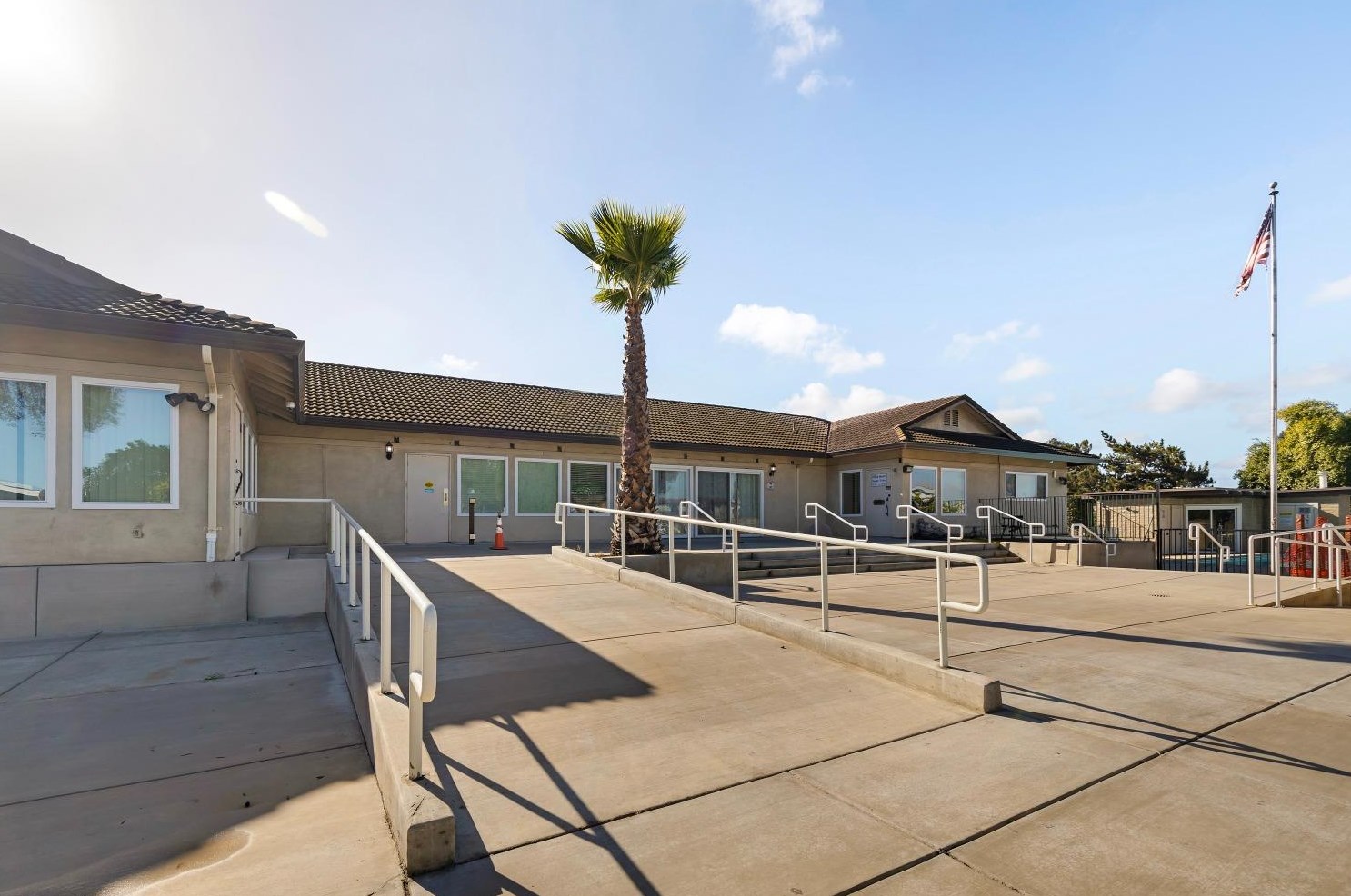 1830 Yosemite Ave, Manteca CA  95336-5009 exterior