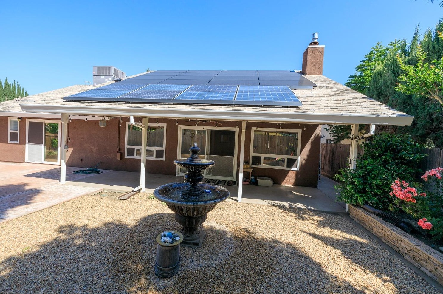 1103 Riv Blf Dr, Valley Home CA 95361-2657 exterior