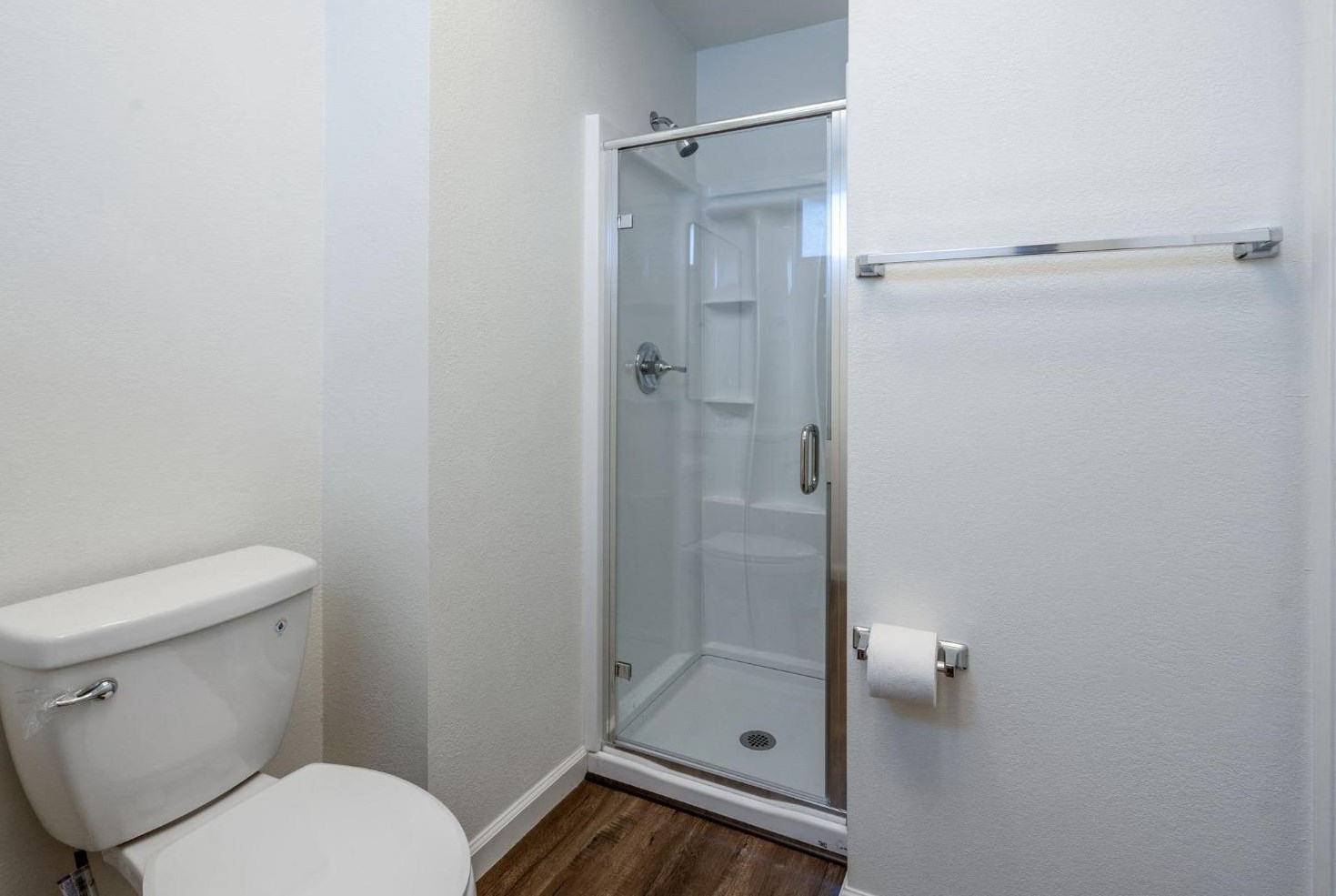 55 Ardsley Cir, Sacramento CA  95823-4117 exterior