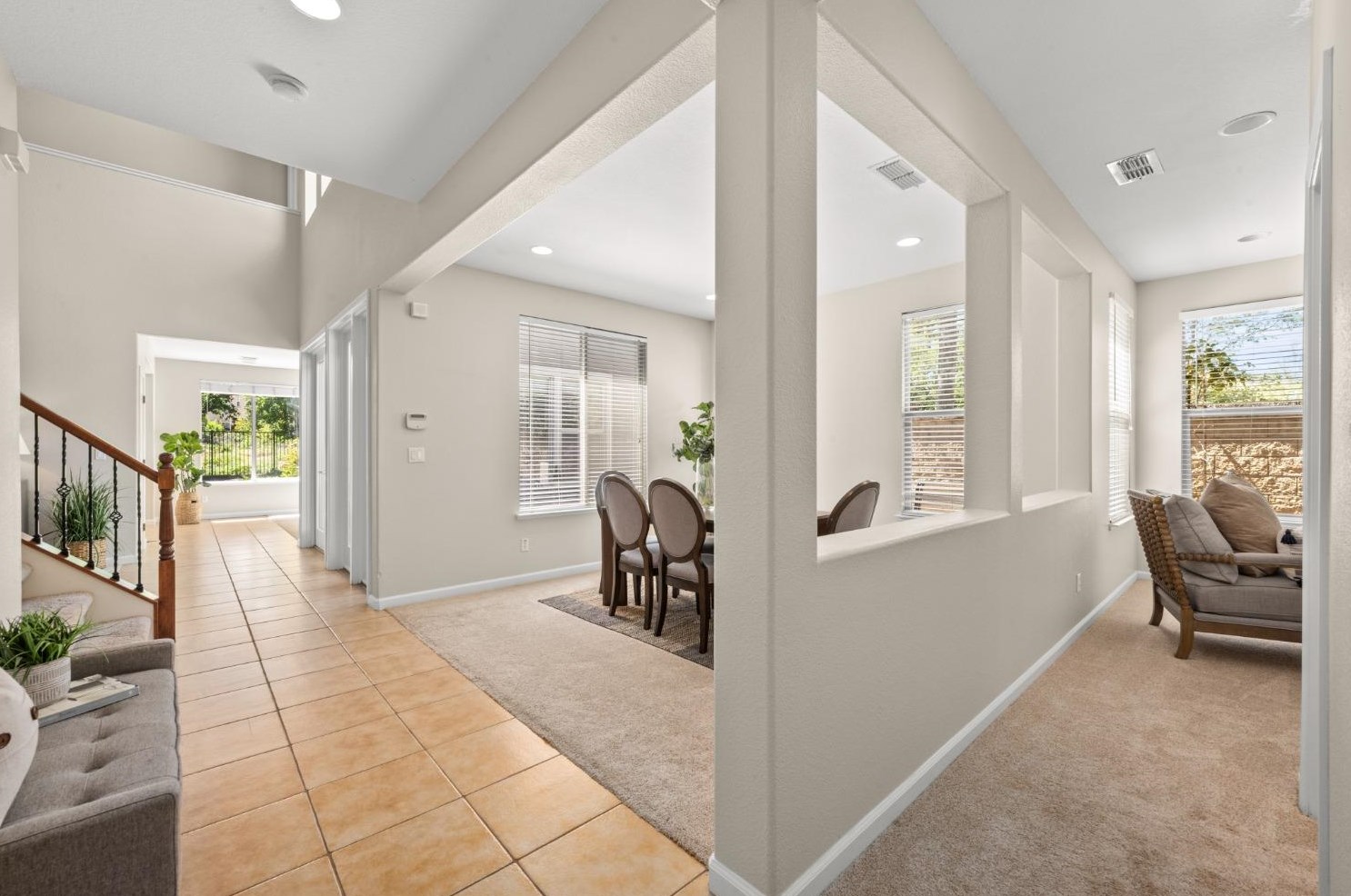 989 Smith Way, Folsom CA 95630-7338 exterior