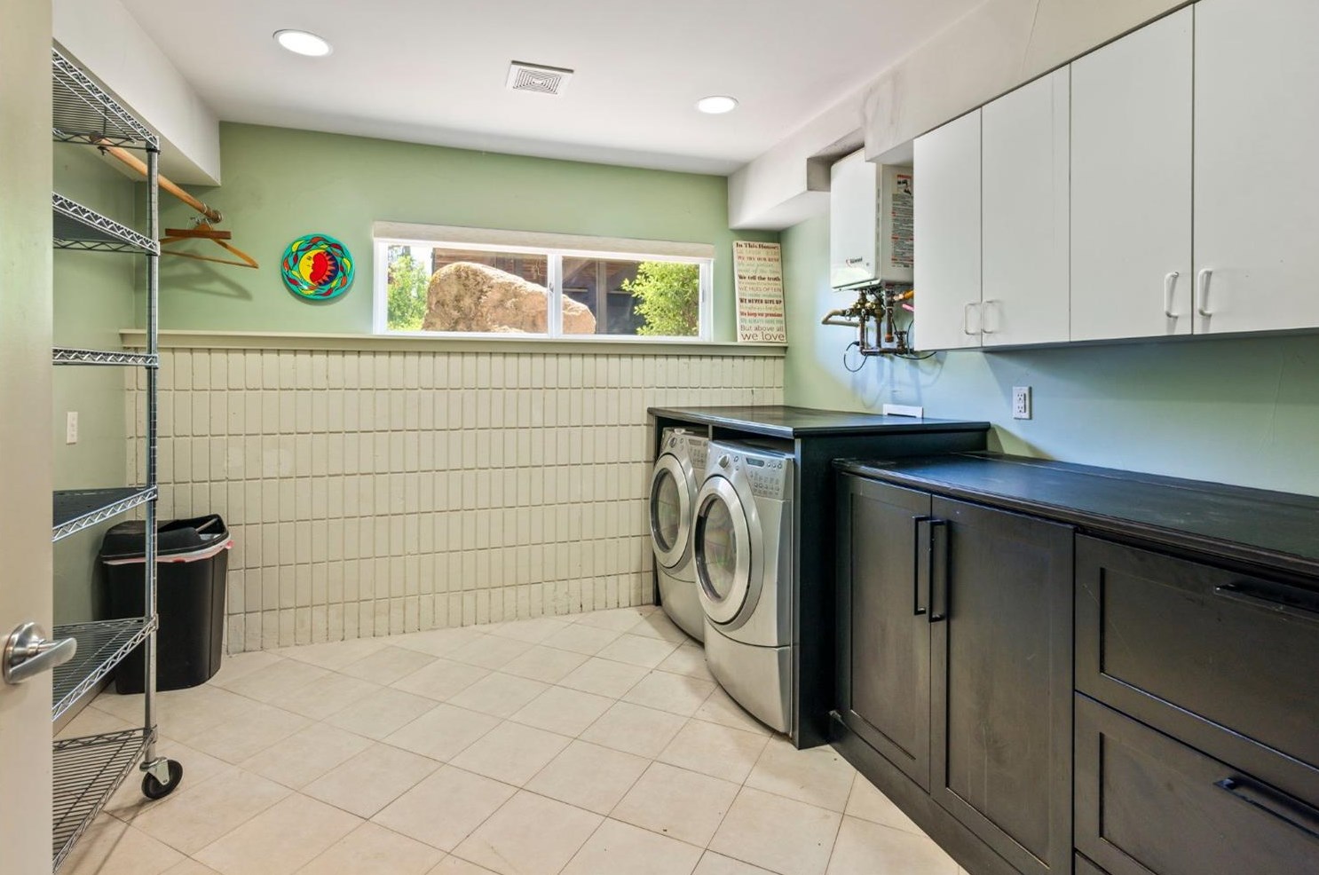 7375 Morningside Dr, Roseville CA 95746-8158 exterior