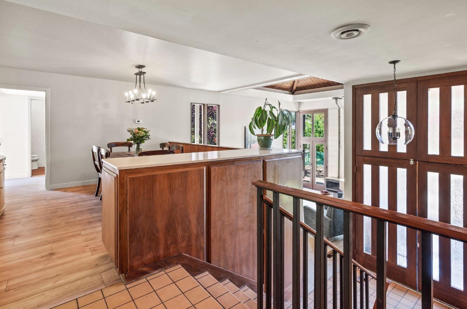 7375 Morningside Dr, Roseville CA 95746-8158 exterior