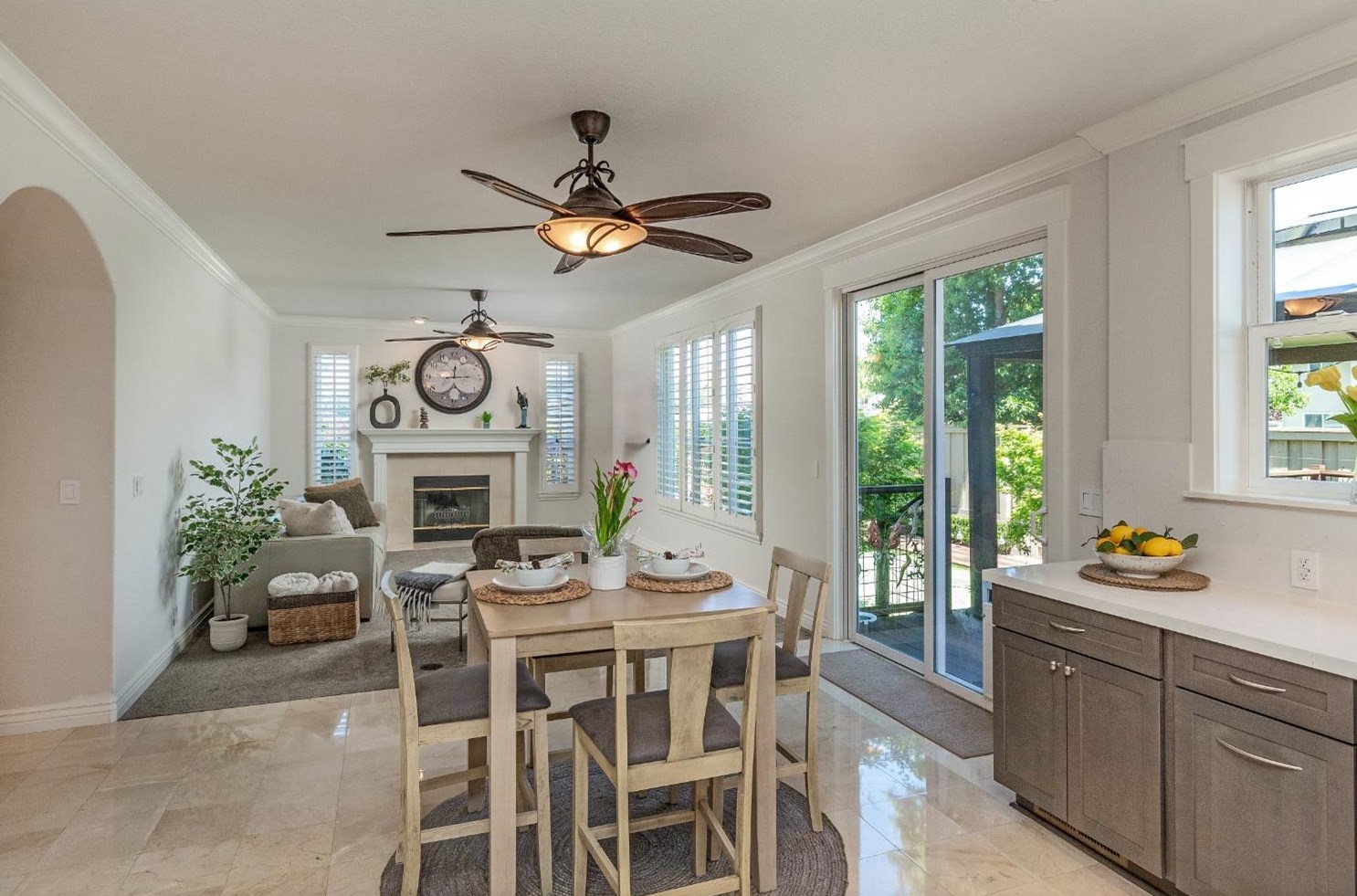 15740 Via Castana, Morgan Hill CA  95037-5855 exterior