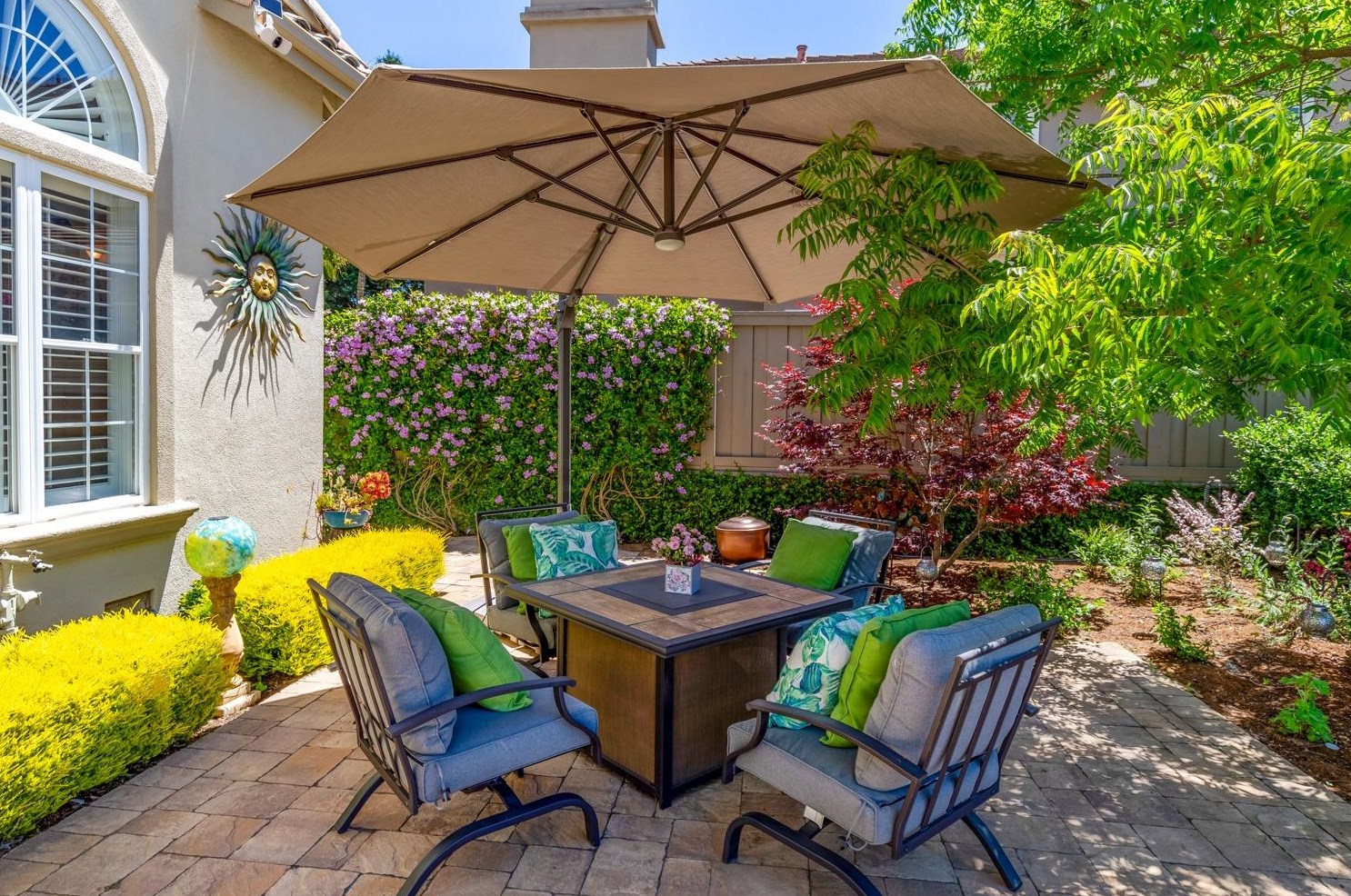 15740 Via Castana, Morgan Hill CA  95037-5855 exterior