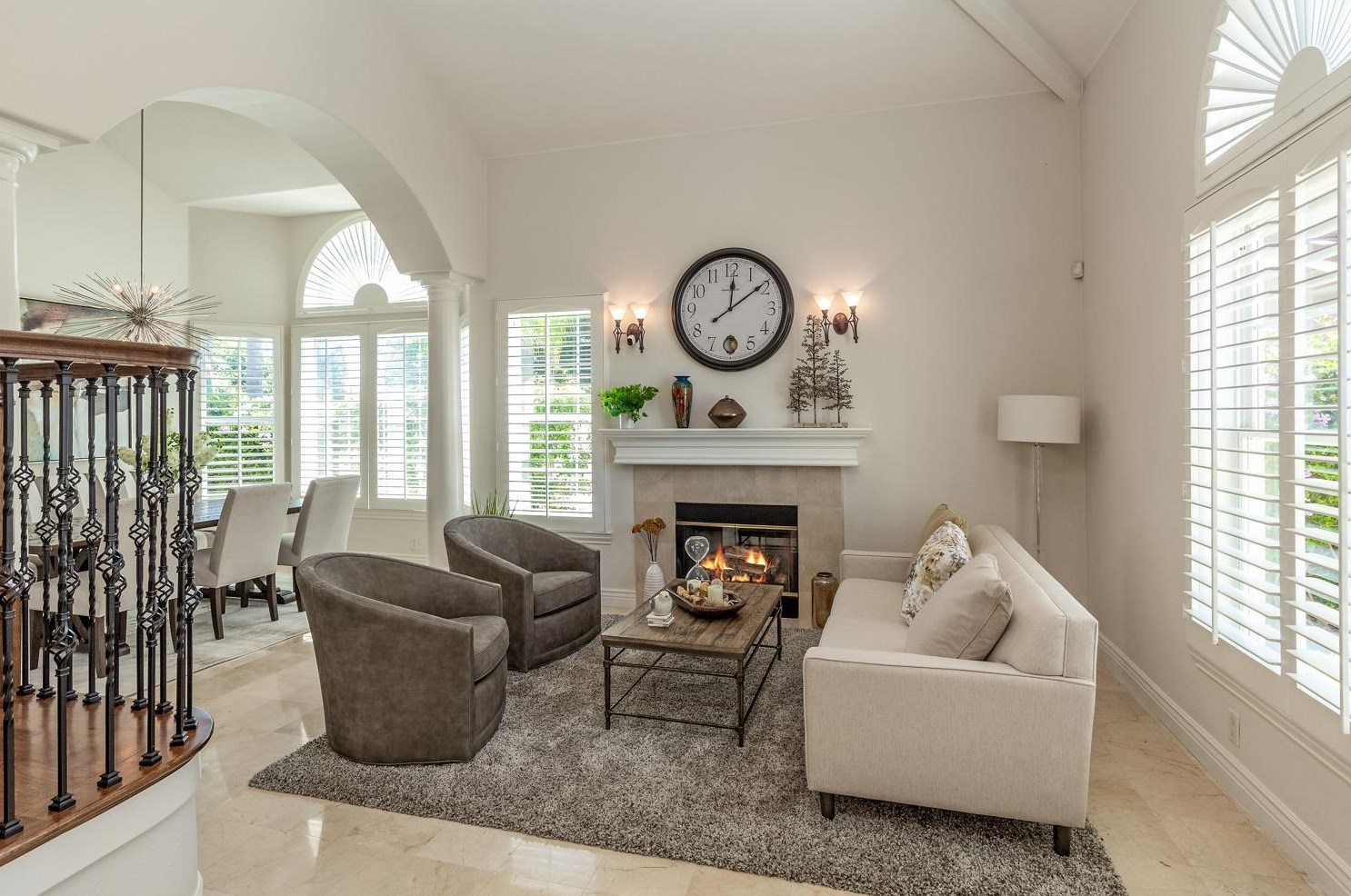 15740 Via Castana, Morgan Hill CA  95037-5855 exterior