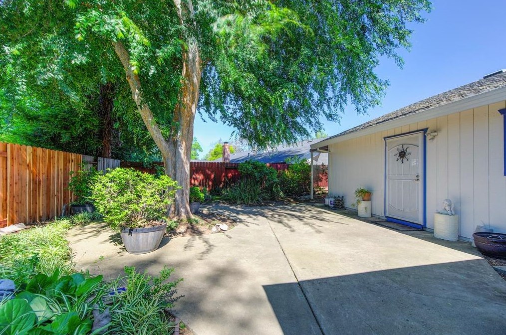 5722 Shannon Bay Dr, Rocklin CA  95677-3602 exterior