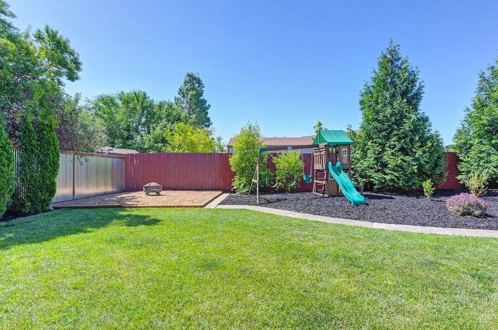 3335 Poppy St, West Sacramento CA  95691-5444 exterior