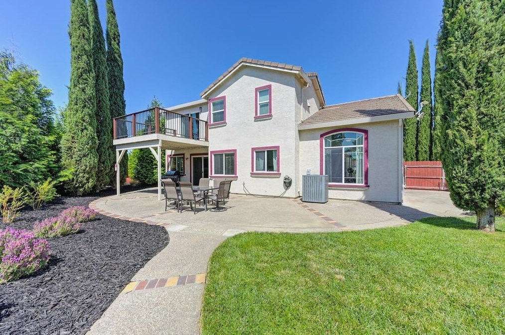 3335 Poppy St, West Sacramento CA  95691-5444 exterior