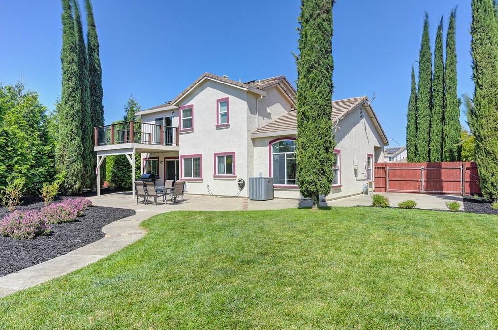 3335 Poppy St, West Sacramento CA  95691-5444 exterior