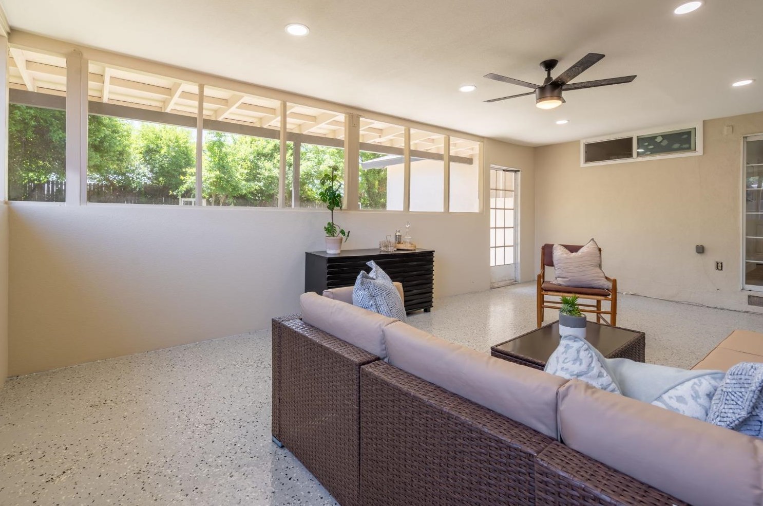 4332 Figwood Way, Sacramento CA  95864-0820 exterior