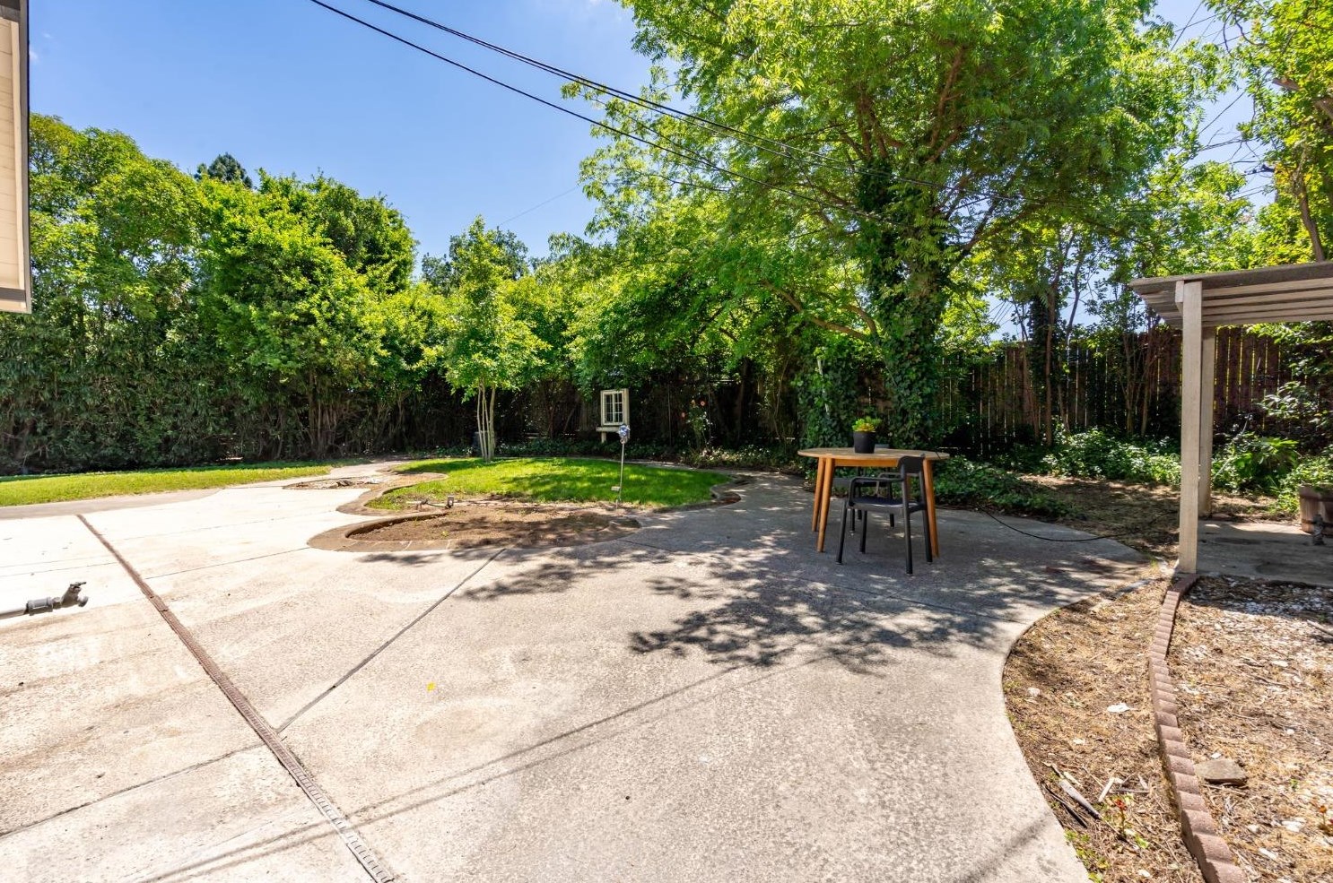 4332 Figwood Way, Sacramento CA  95864-0820 exterior