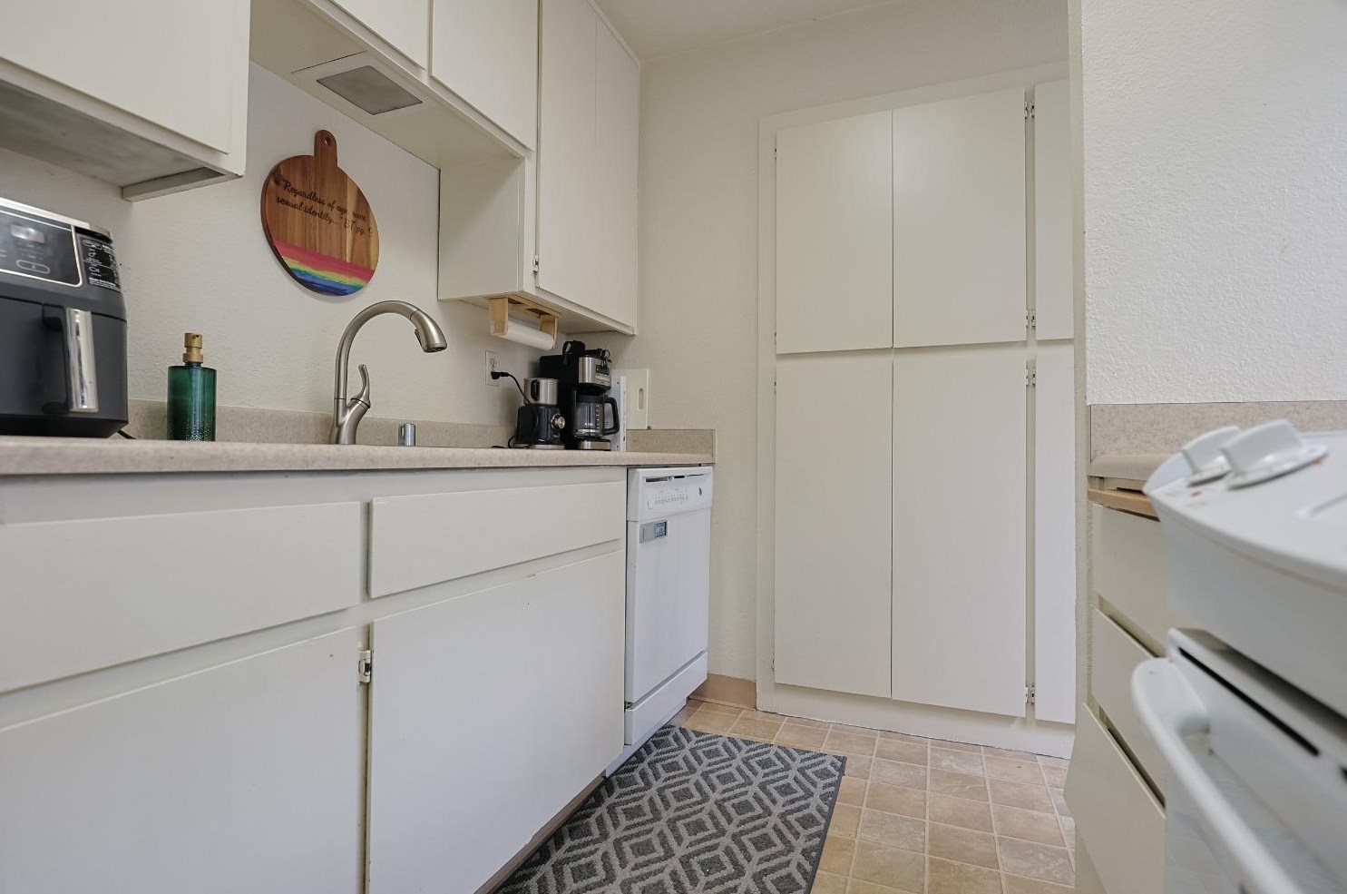 1701 Humboldt Ave, Davis CA 95616-3134 exterior