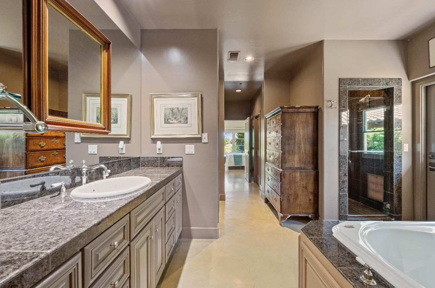 34284 Corcoran Hill Ln, Davis CA 95616-9407 exterior