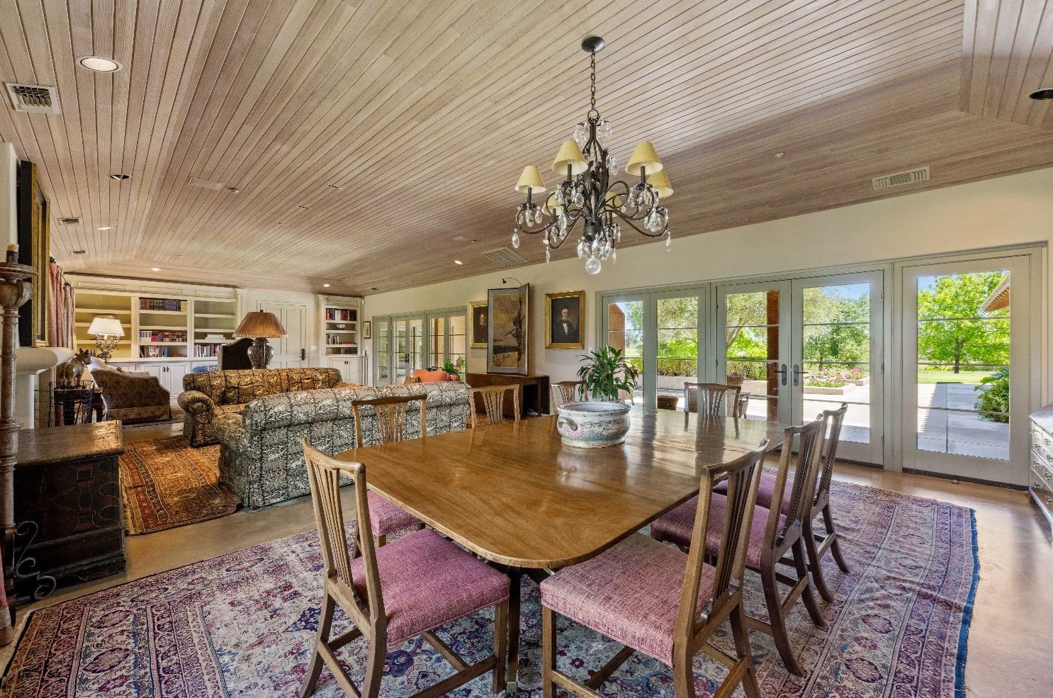 34284 Corcoran Hill Ln, Davis CA 95616-9407 exterior