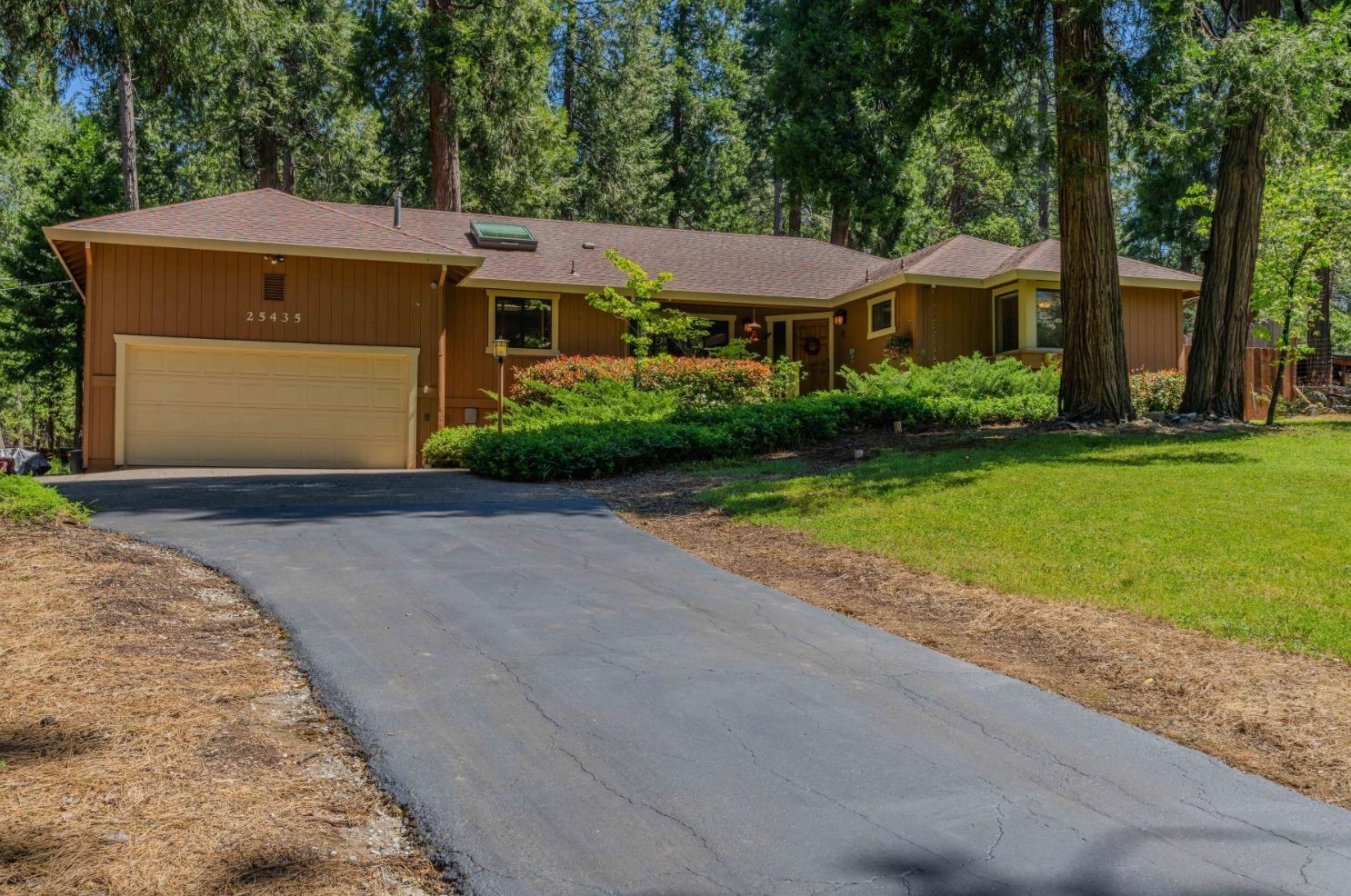 25435 Hts Ct, Pioneer CA  95666-9165 exterior