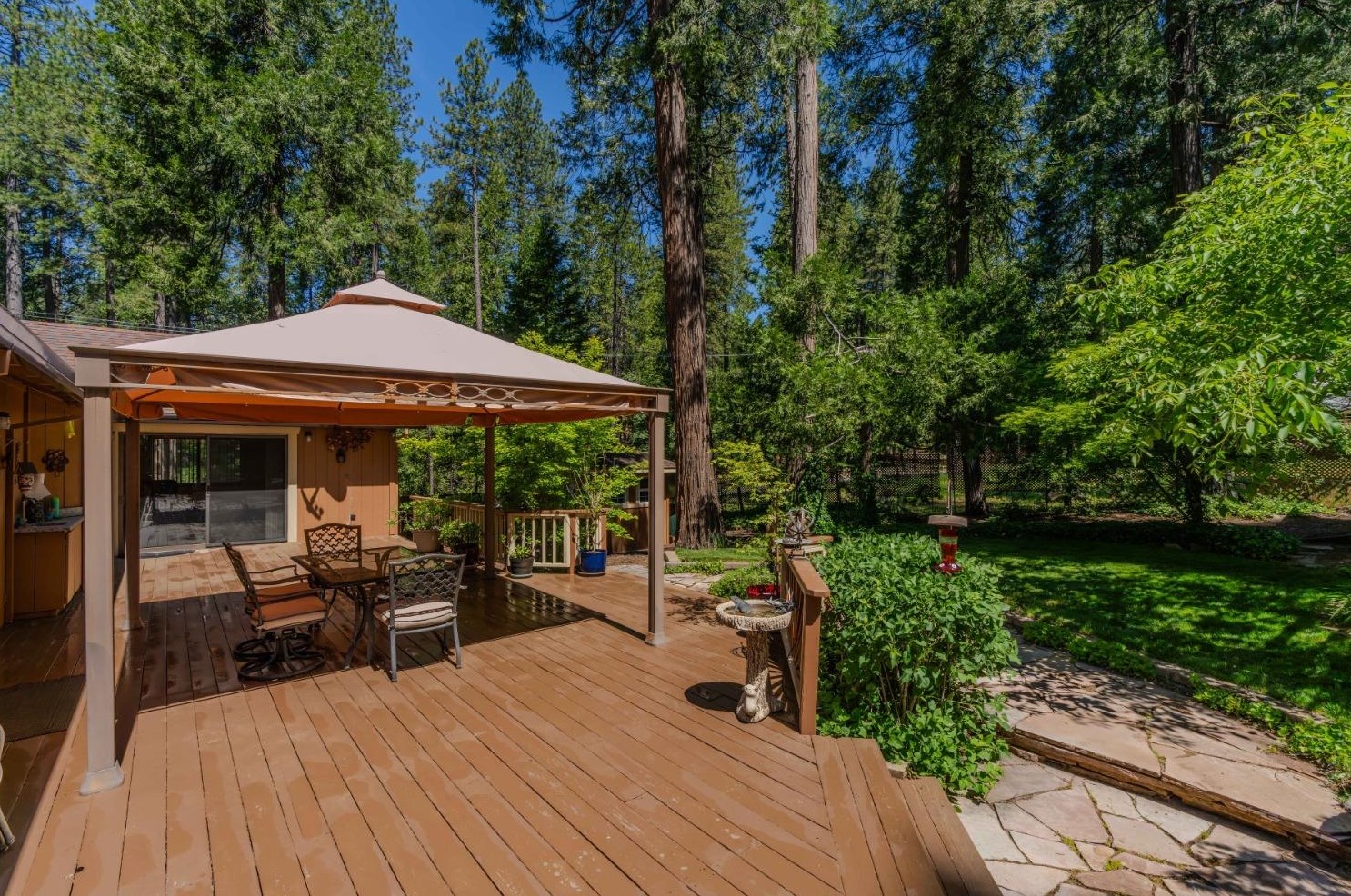 25435 Hts Ct, Pioneer CA  95666-9165 exterior