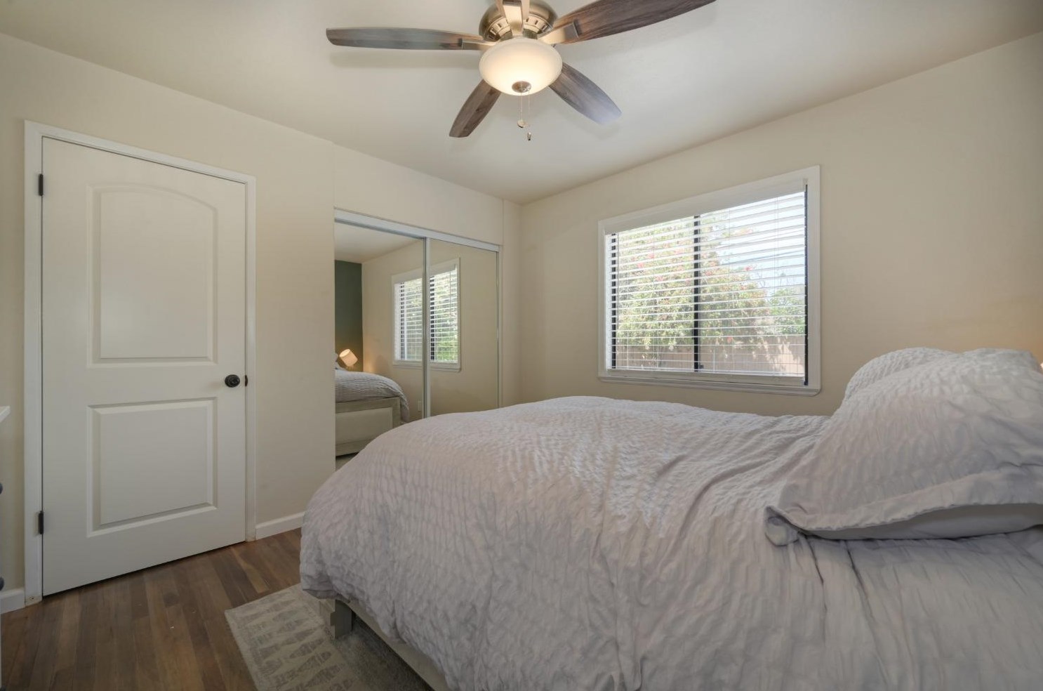 6431 Markley Way, Carmichael CA  95608-6303 exterior