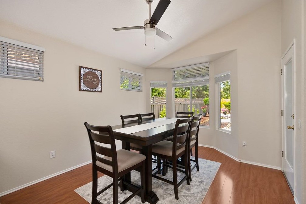 7235 Timberrose Way, Roseville CA  95747-8132 exterior