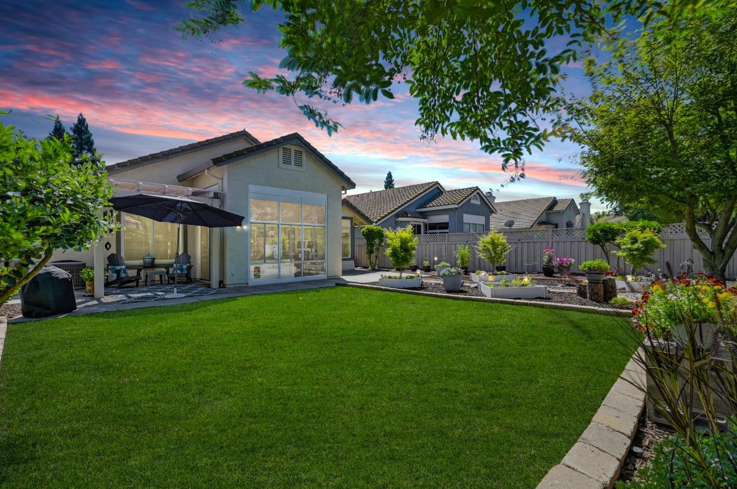 7235 Timberrose Way, Roseville CA  95747-8132 exterior