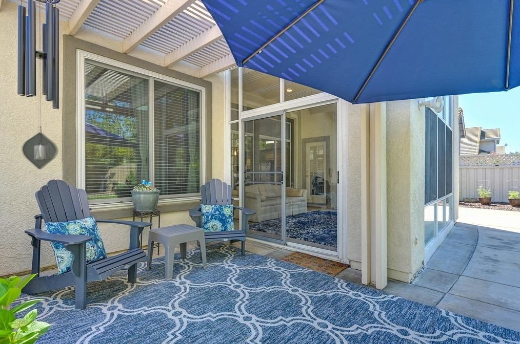 7235 Timberrose Way, Roseville CA  95747-8132 exterior