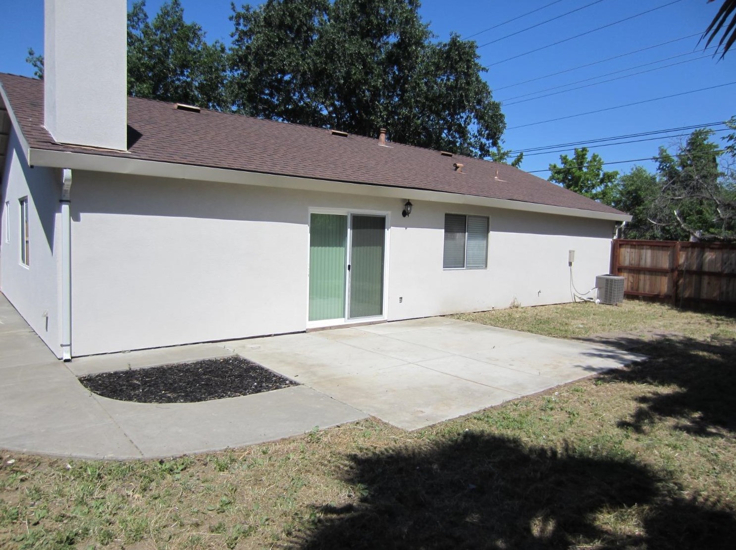 4792 Justice St, Sacramento CA  95838-2067 exterior