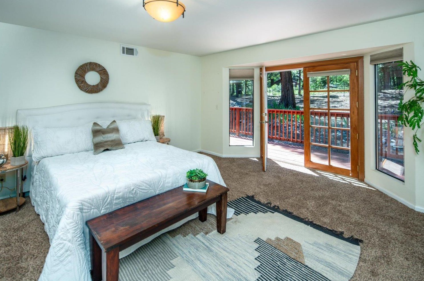 6832 Retreat Ln, Pacific House CA  95726-9465 exterior