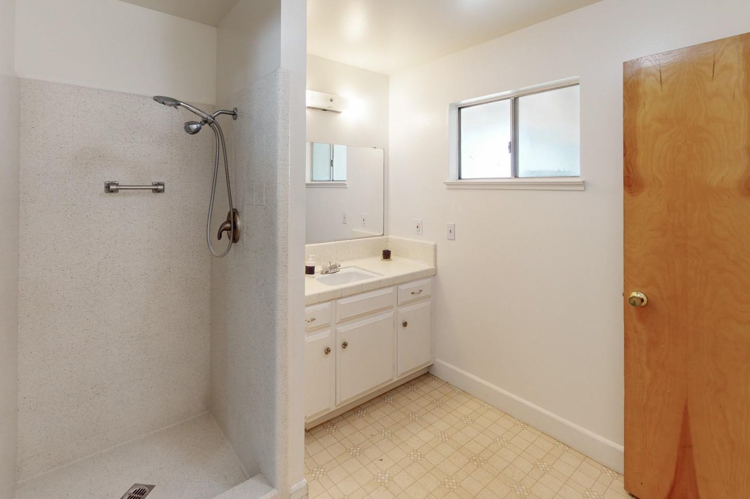 2489 Melton Cir, Pennington CA  95953-2115 exterior