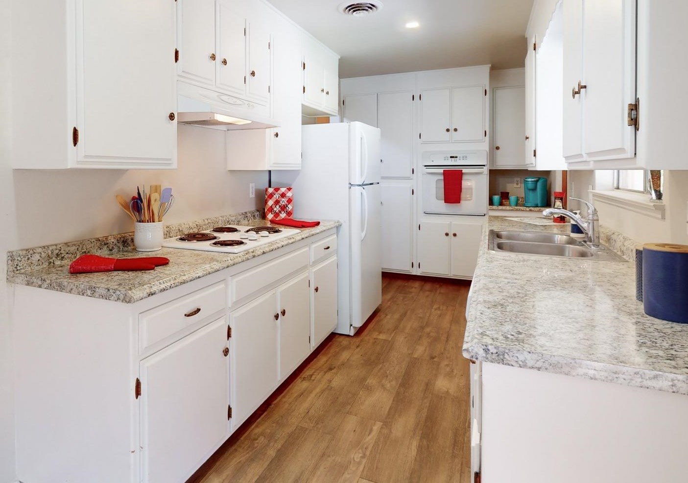 2489 Melton Cir, Pennington CA  95953-2115 exterior