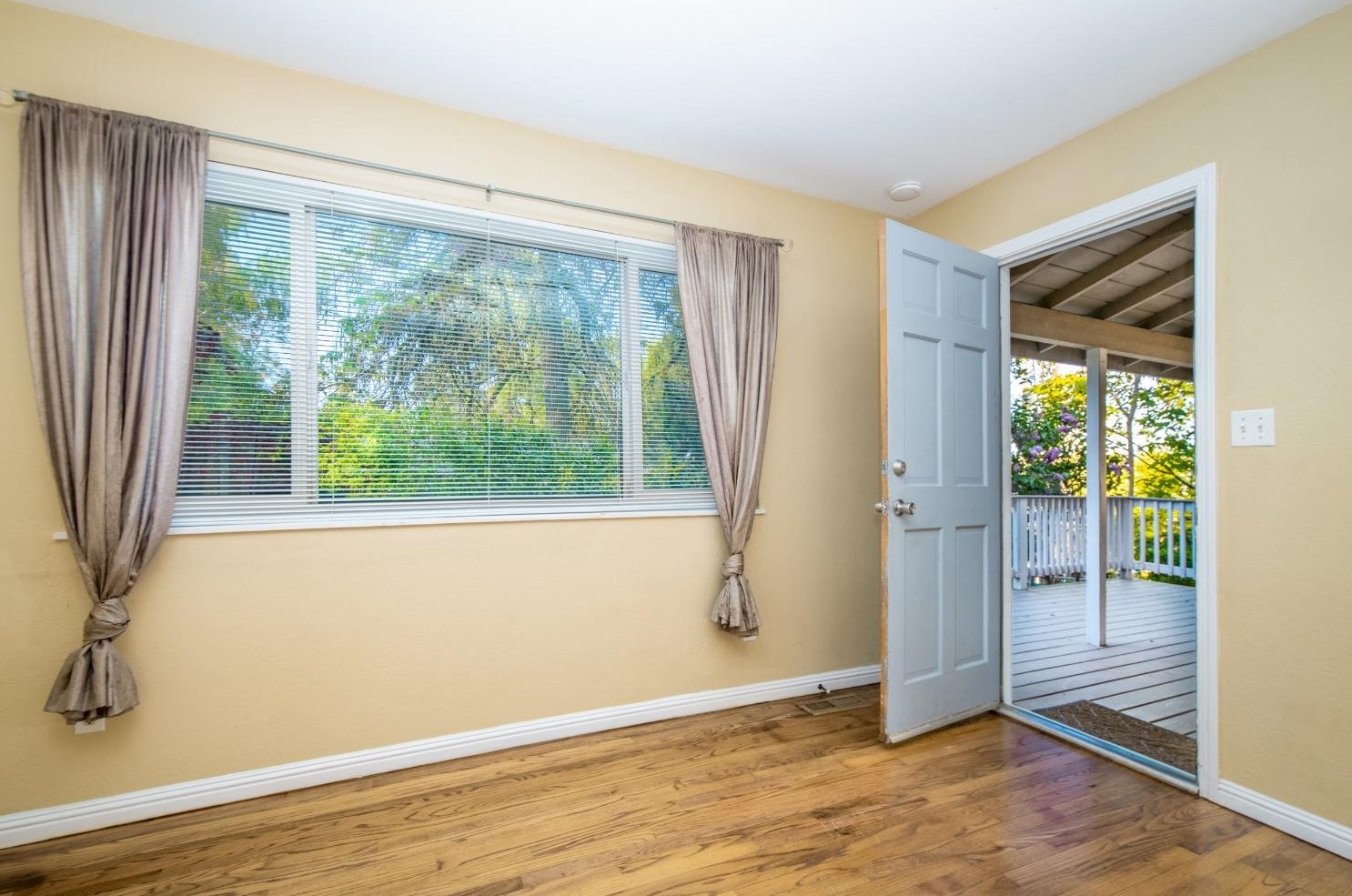 110 Maryland Dr, Grass Valley CA  95945-5966 exterior