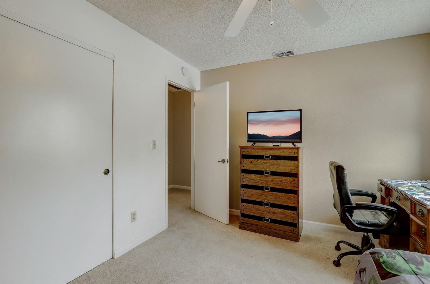 7201 Geowood Way, Citrus Heights CA  95610-3927 exterior