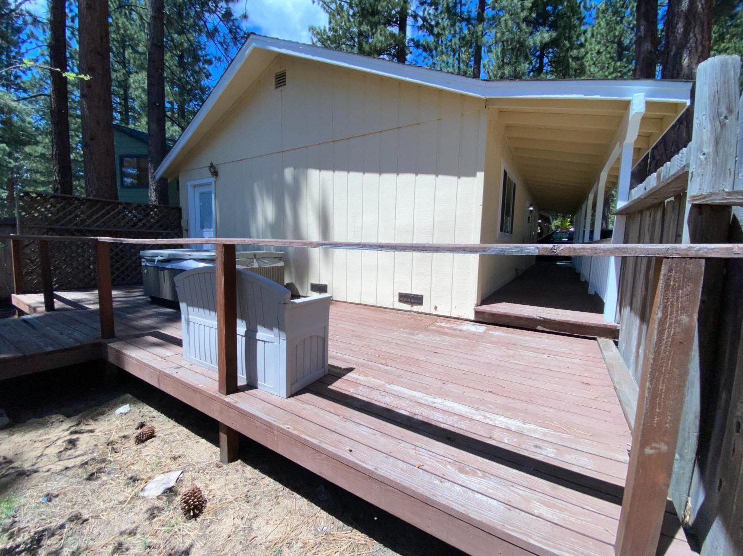 2945 Nevada Ave, South Lake Tahoe CA  96150-2713 exterior