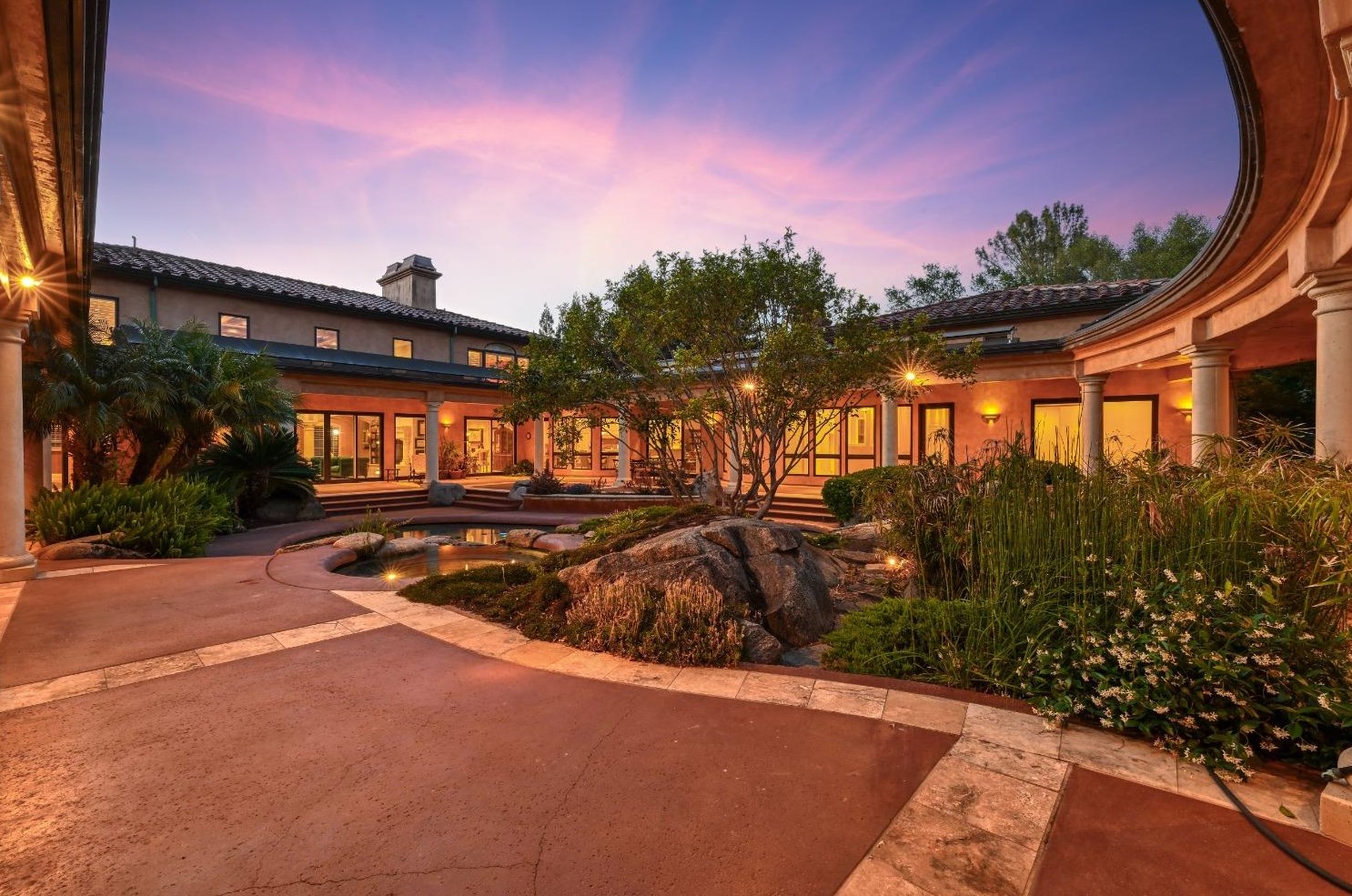 6352 Calle Montalvo Cir, Roseville CA  95746-5821 exterior