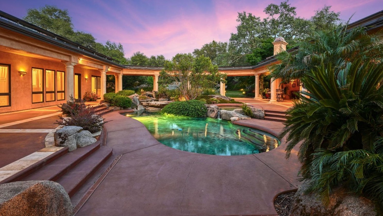 6352 Calle Montalvo Cir, Roseville CA  95746-5821 exterior