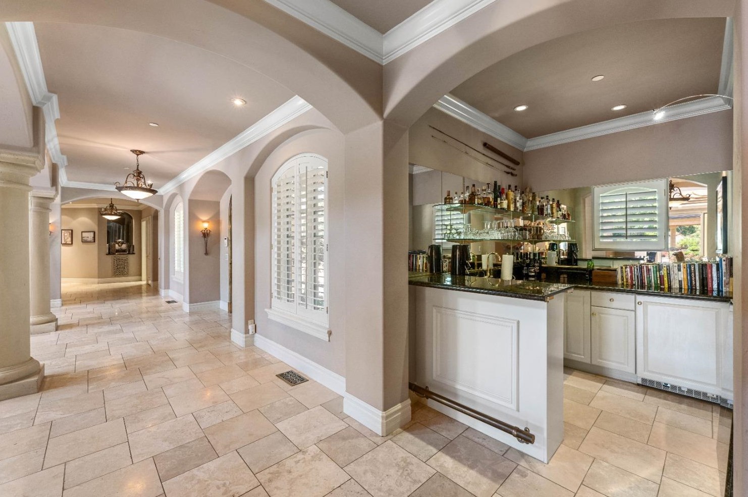 6352 Calle Montalvo Cir, Roseville CA  95746-5821 exterior