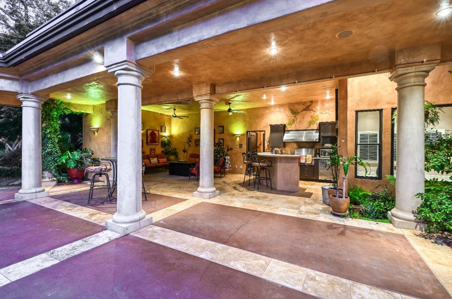 6352 Calle Montalvo Cir, Roseville CA  95746-5821 exterior