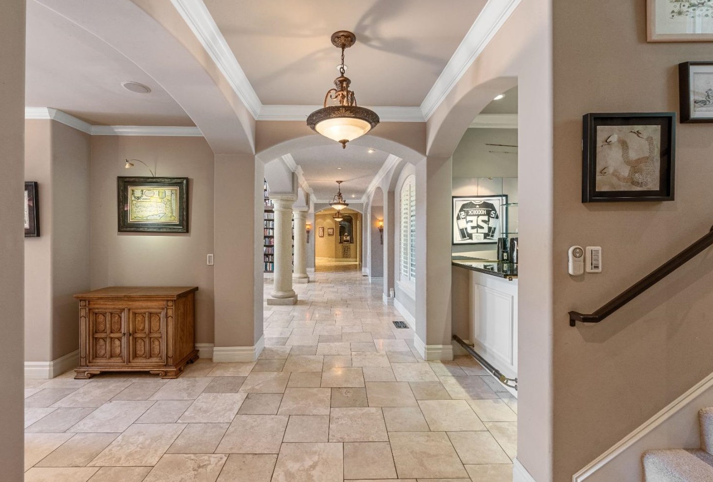 6352 Calle Montalvo Cir, Roseville CA  95746-5821 exterior