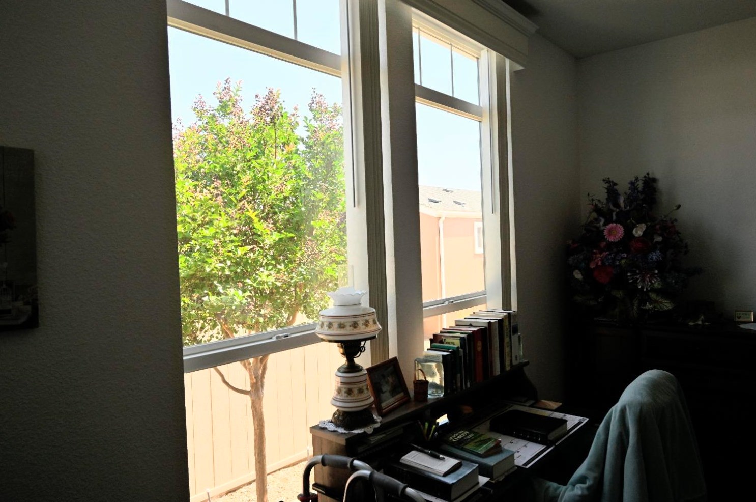 1584 Duke Dr, Livingston CA  95334-9343 exterior