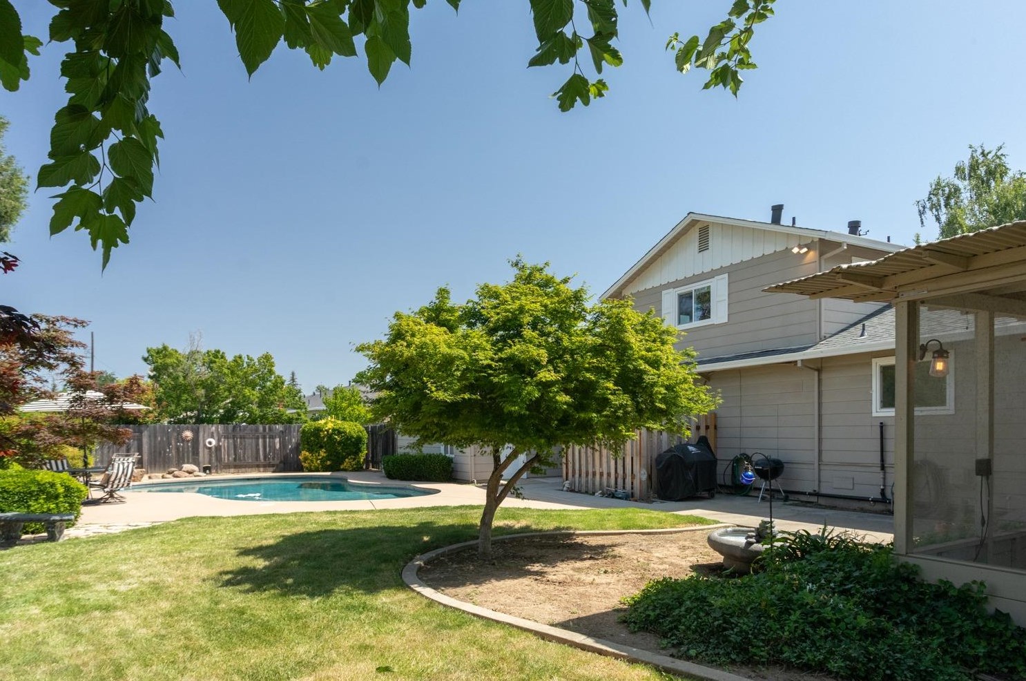 731 Bunce Rd, Yuba City CA  95991-6204 exterior