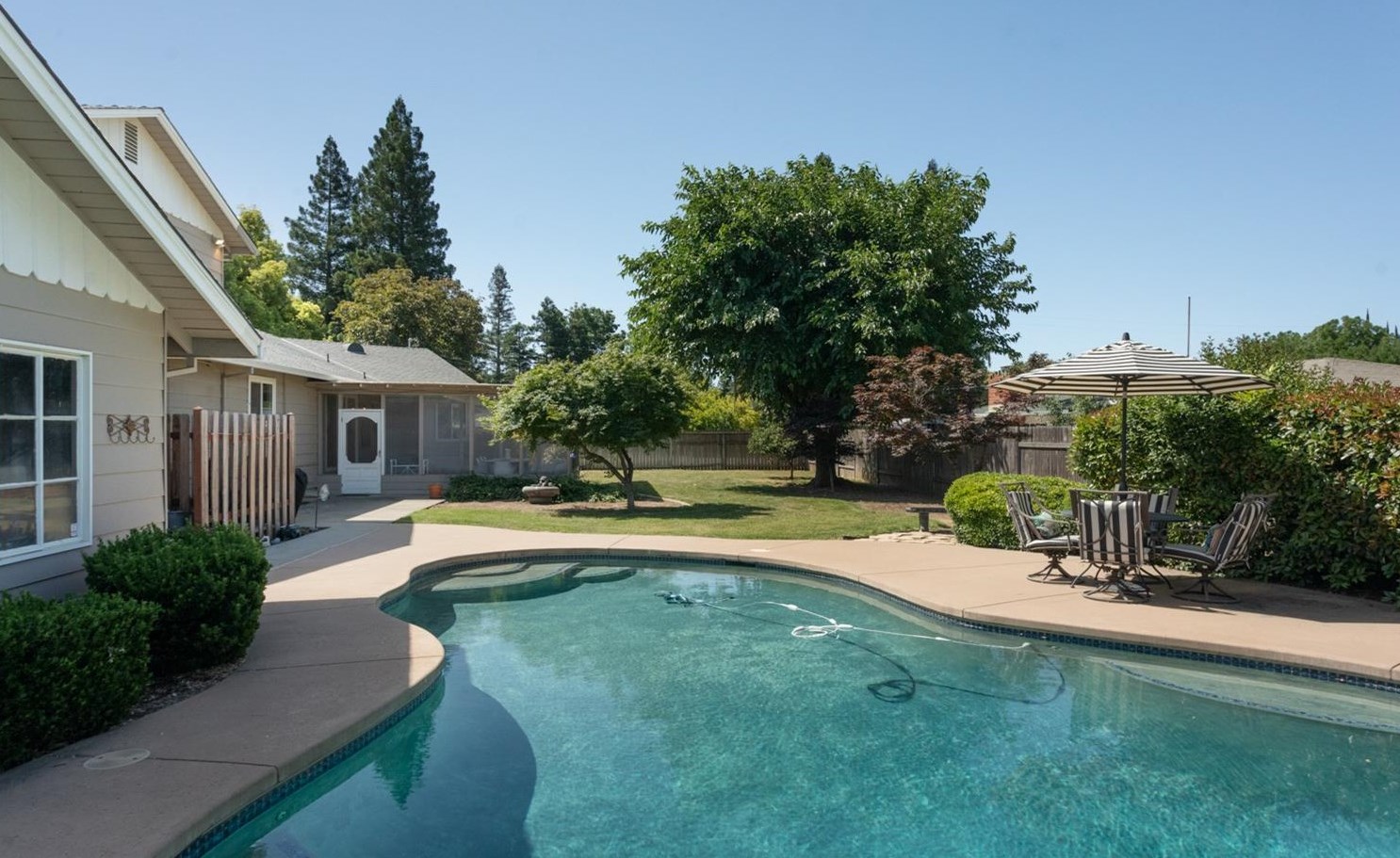 731 Bunce Rd, Yuba City CA  95991-6204 exterior