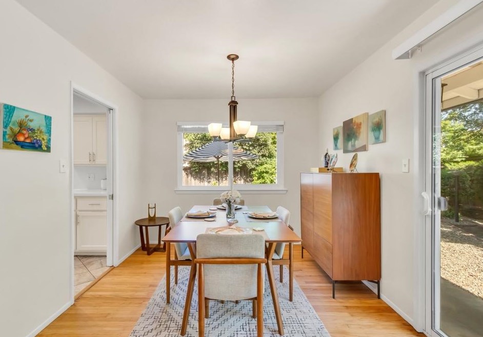1840 Maryal Dr, Sacramento CA  95864-1548 exterior