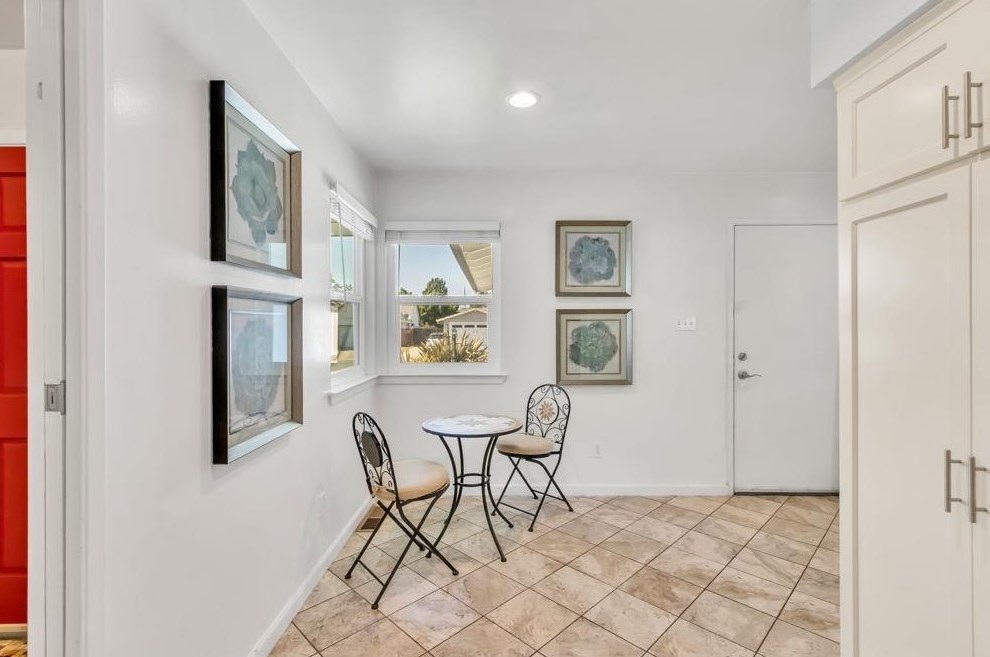 1840 Maryal Dr, Sacramento CA  95864-1548 exterior
