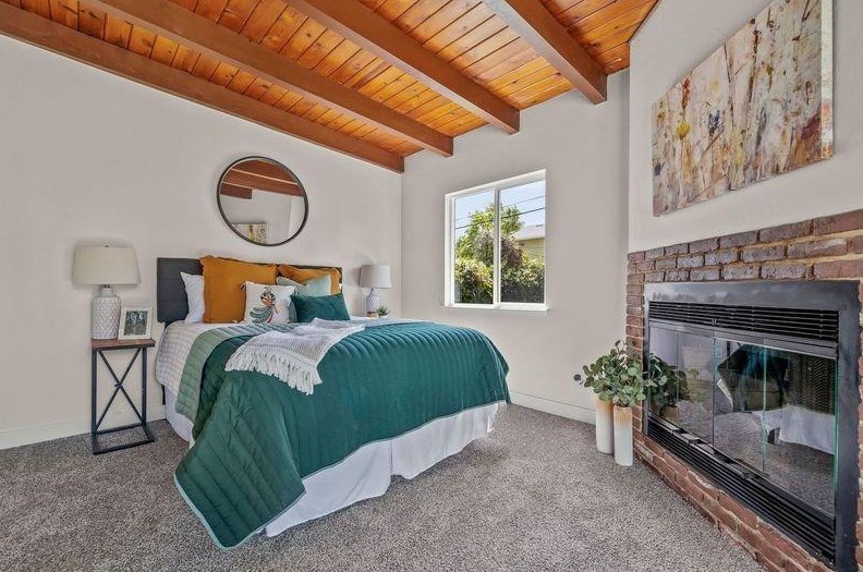 5652 Bradd Way, Sacramento CA  95822-3102 exterior